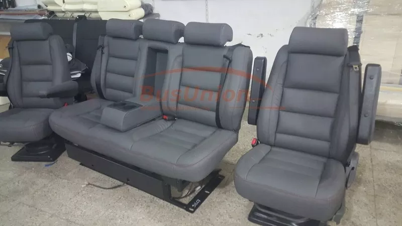 Комфортные сиденья для микроавтобуса устанавливают  в автомобили VIP